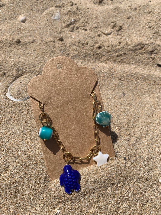 Cadena mar dorada